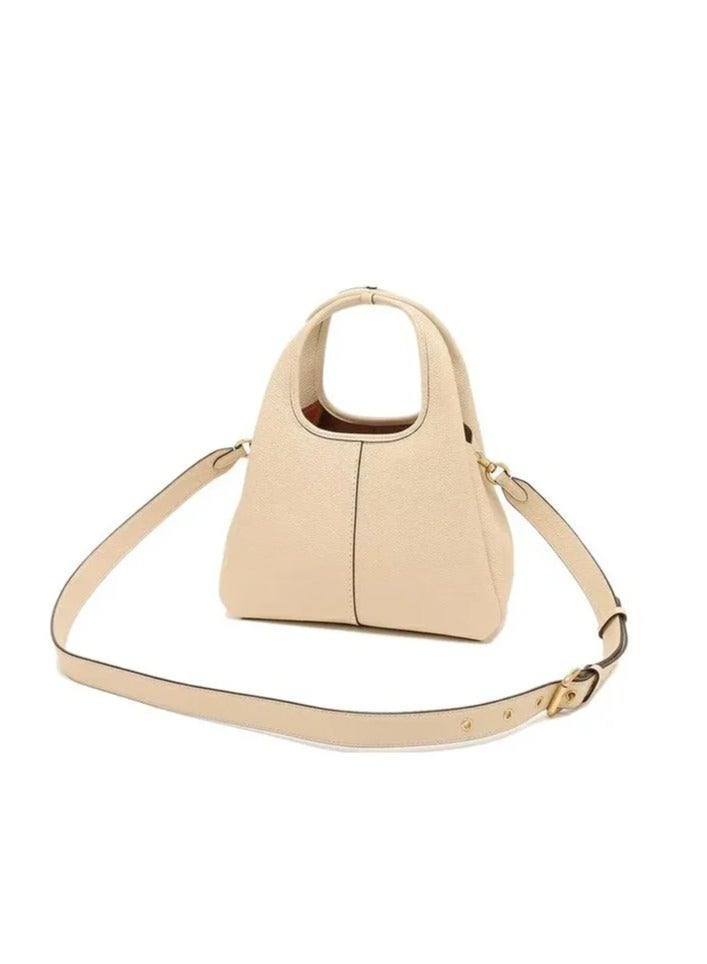 coachoutlet LANA SHOULDER BAG 23 - Image 4