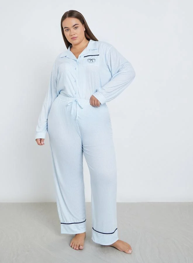 Styli Styli Plus Bow Print Pocket Striped Shirt and Pyjama Set