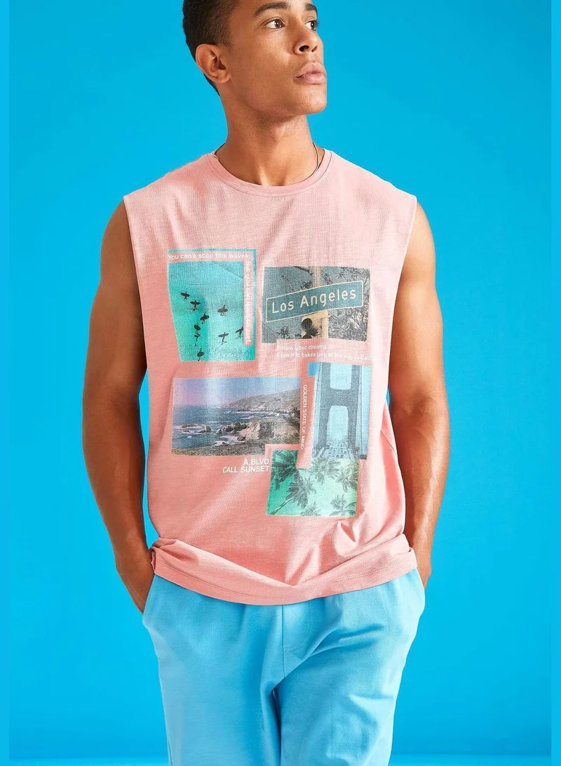 DeFacto Man Oversize Fit Crew Neck Sleeveless Knitted Athlete