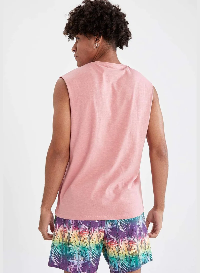 DeFacto Man Oversize Fit Crew Neck Sleeveless Knitted Athlete