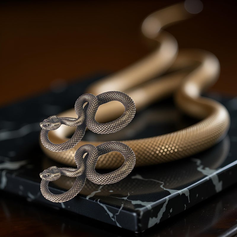 Tnyvm 2Pcs Bronze Snake Figurine Decor High Simulation Fantasy Brass Vintage Style Snake Statue for Office Snake Sculpture for Desktop, Men's Pendants - Image 5
