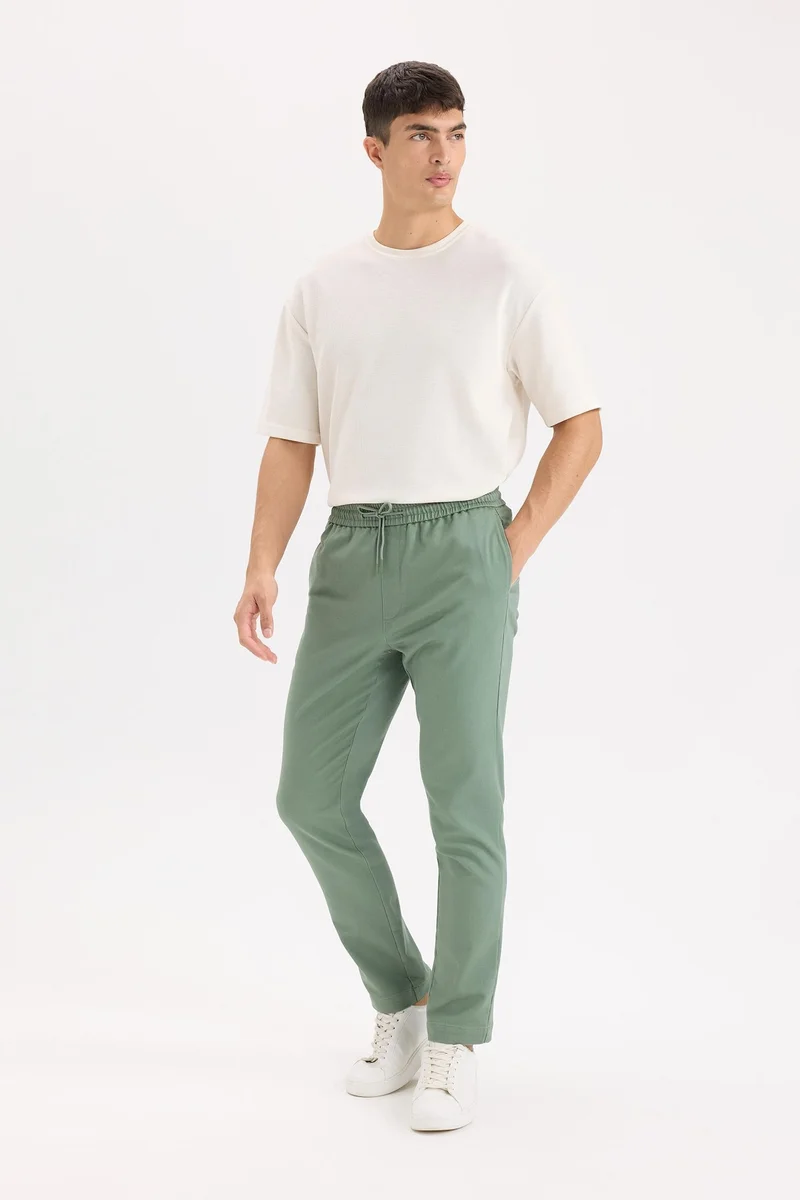 ديفاكتو Combed Waist Tied Jogger Pants