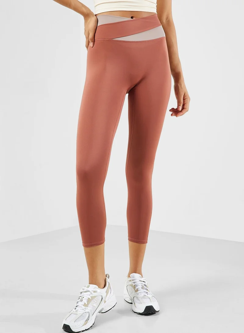 FRWD Cutout Back Detail Vest & 3/4Th Legging Set
