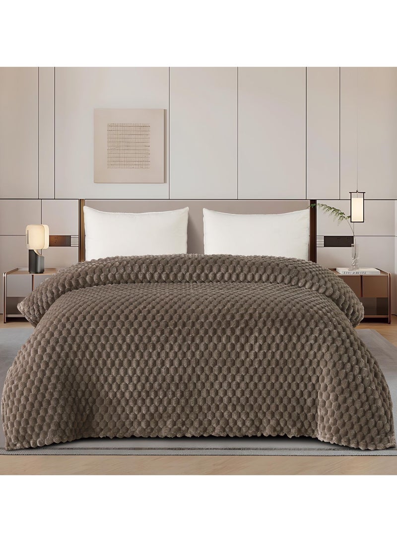 MingLi Soft Textured Bed Blanket for Two People, Summer, 1.8 kg, King Size, 220x200 cm  - Image 1