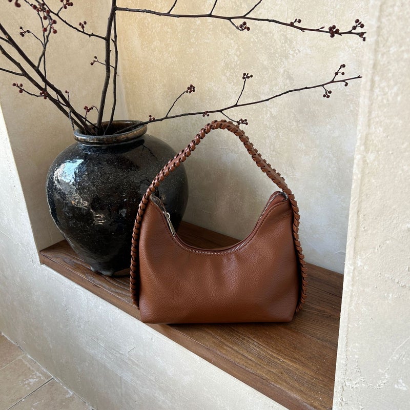 Woven Texted Fashionable Underarm Bag Women'S New Solid Color All-Match Crescent Bag Simple Fashionable Portable Shoulder Crossbody Bag - Image 1