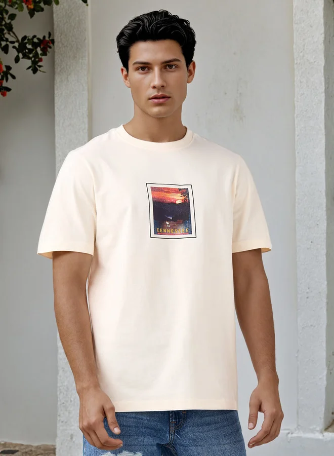 سبلاش فيڤ تيشيرت بطبعة الفول السوداني بياقة دائرية