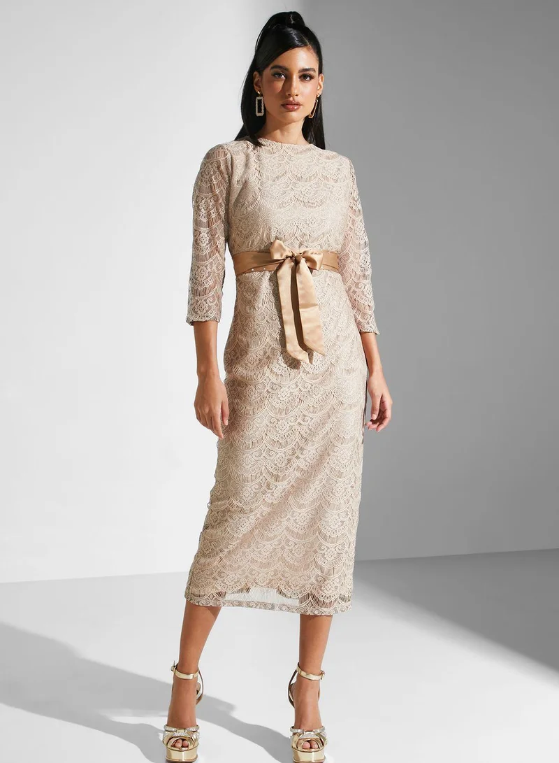 جولدن ابل Lace Detail Dress