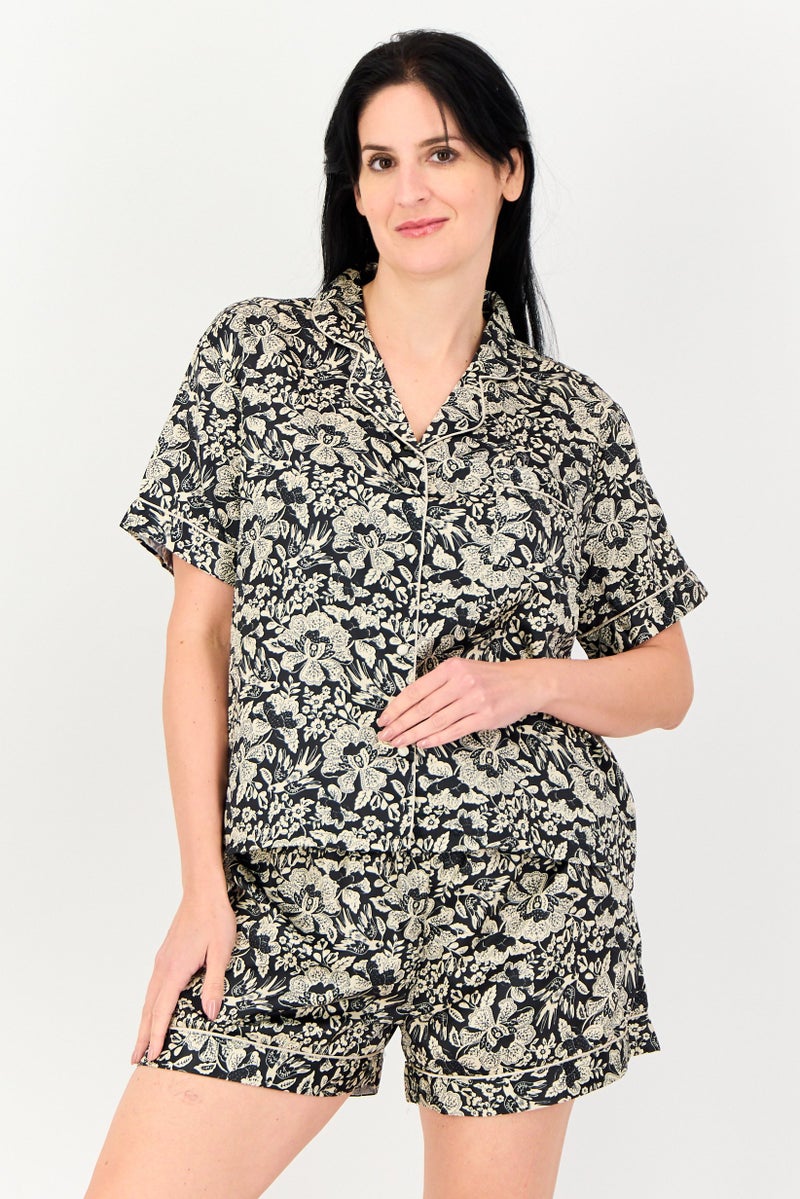 Kathy Ireland Women 2 Piece Short Sleeve Top And Bottom Short Set, Multicolor  - Image 1