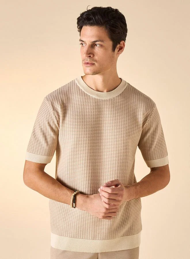 Iconic Textured Crew Neck T-shirt with Short Sleeves