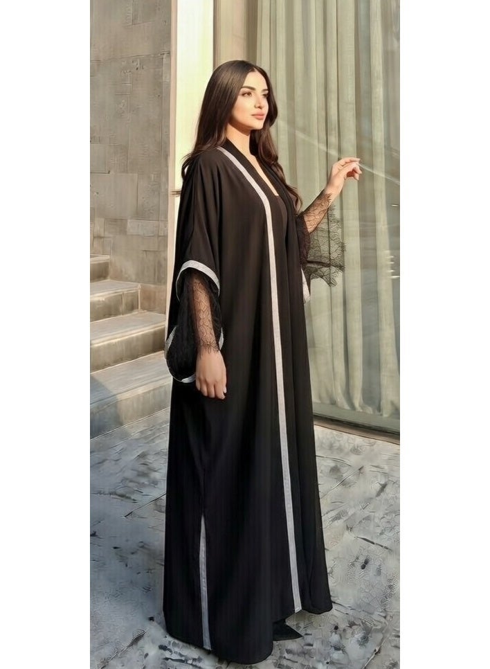 عباية كاردجيان سوداء فاخرة بتطريز سيلفر أنيق – تصميم مفتوح راقي بلمسة عصرية مميزة للطلعات والمناسبات ضيفي لنفسك اطلالة رائعة و جذابة كود 4036 - Image 3