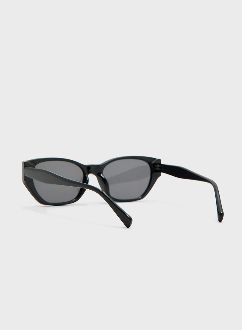 Seventy Five Casual Cat Eye Sunglasses