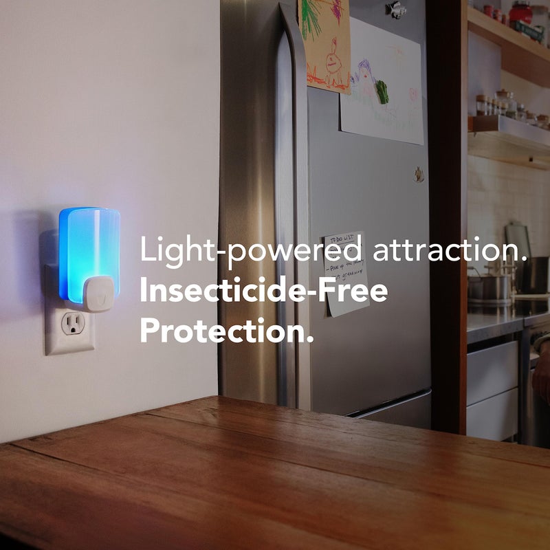 Raid Essentials Flying Insect Light Trap Refills, 2 Light Trap Refill Cartridges, Featuring Light Powered Attraction - Image 2