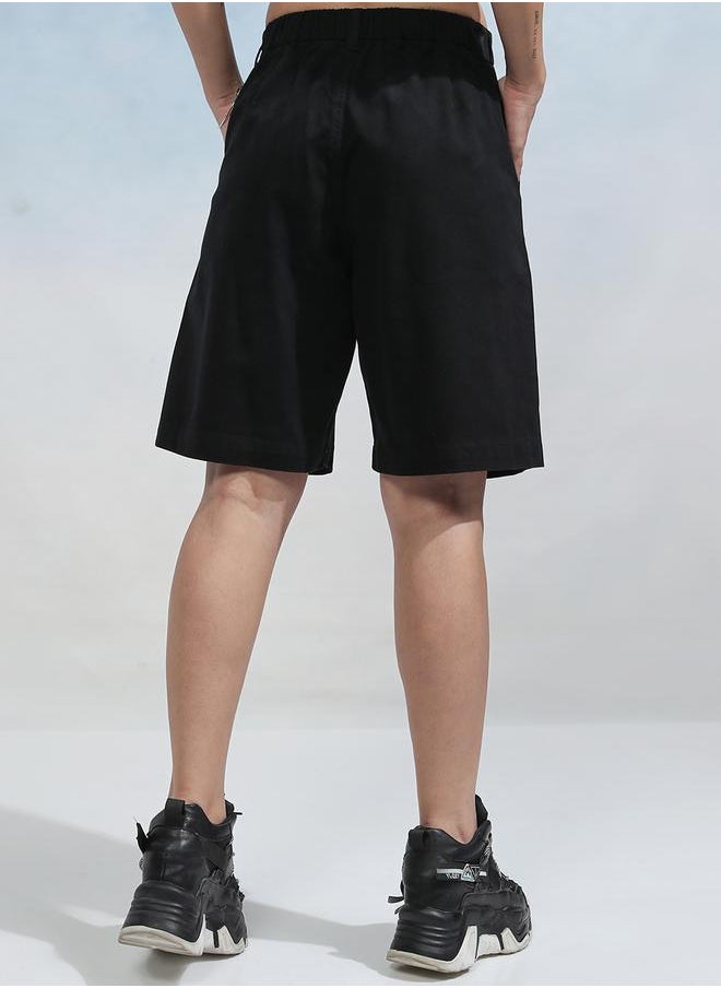Tokyo Talkies Solid High Rise Chino Shorts by Styli  - Image 3