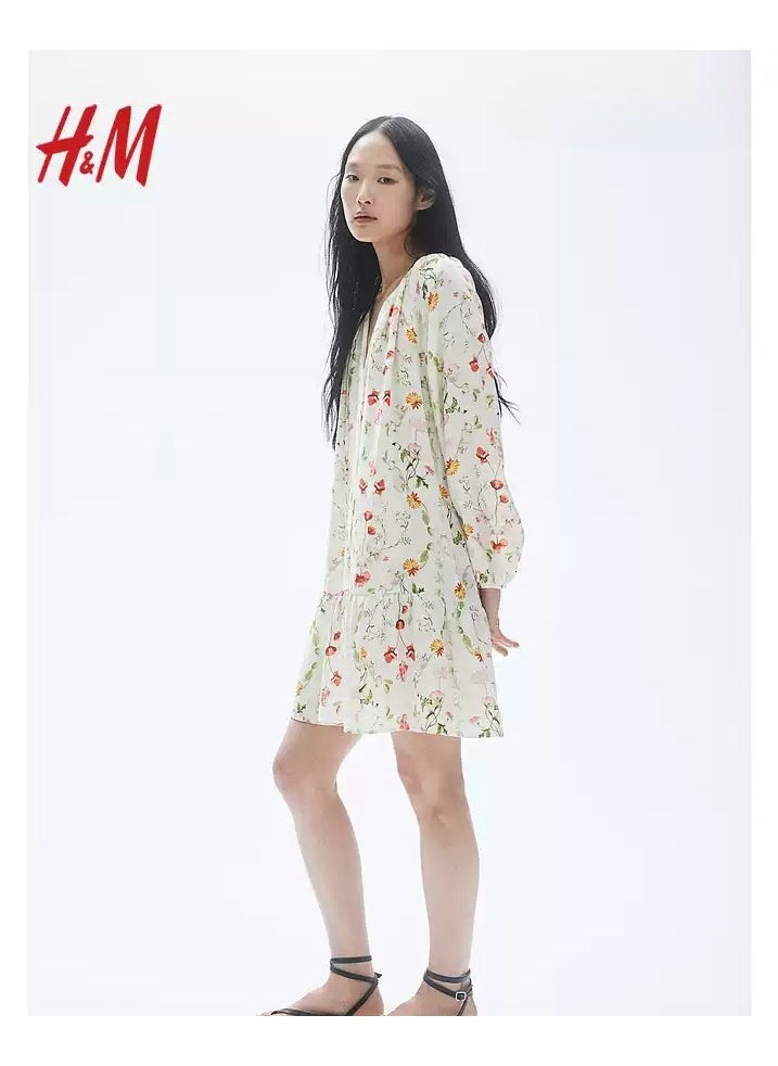 H and M - HM Women's New Round Neck Loose Lightweight Comfortable And Fashionable Dress - Image 1
