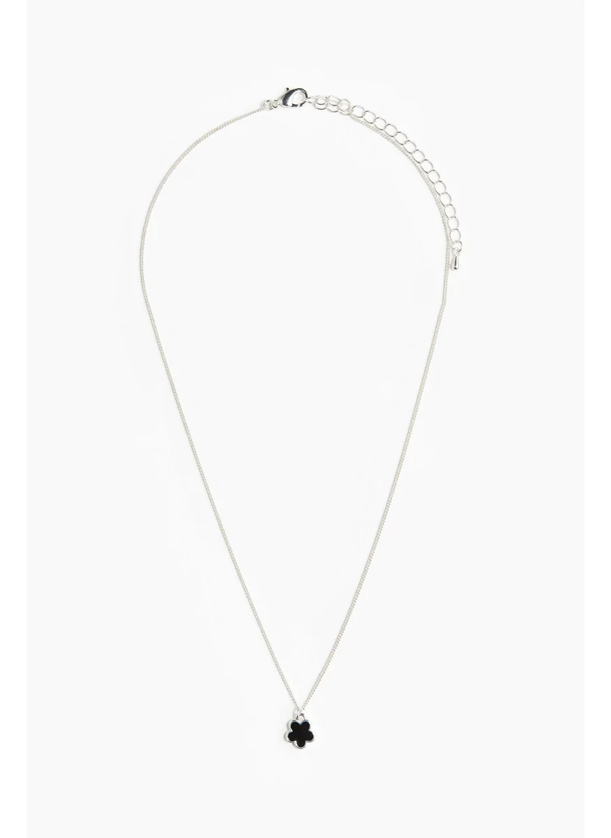 H&M Flower-Pendant Necklace