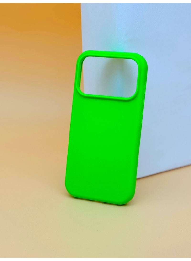Cat - Cot غطاء سيليكون لأبل آيفون 17 برو - أخضر - Image 1