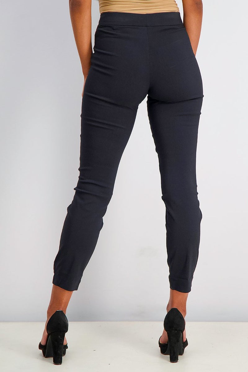 Tchibo سروال نسائي بطول الكاحل قابل للتمدد، أسود - Image 3