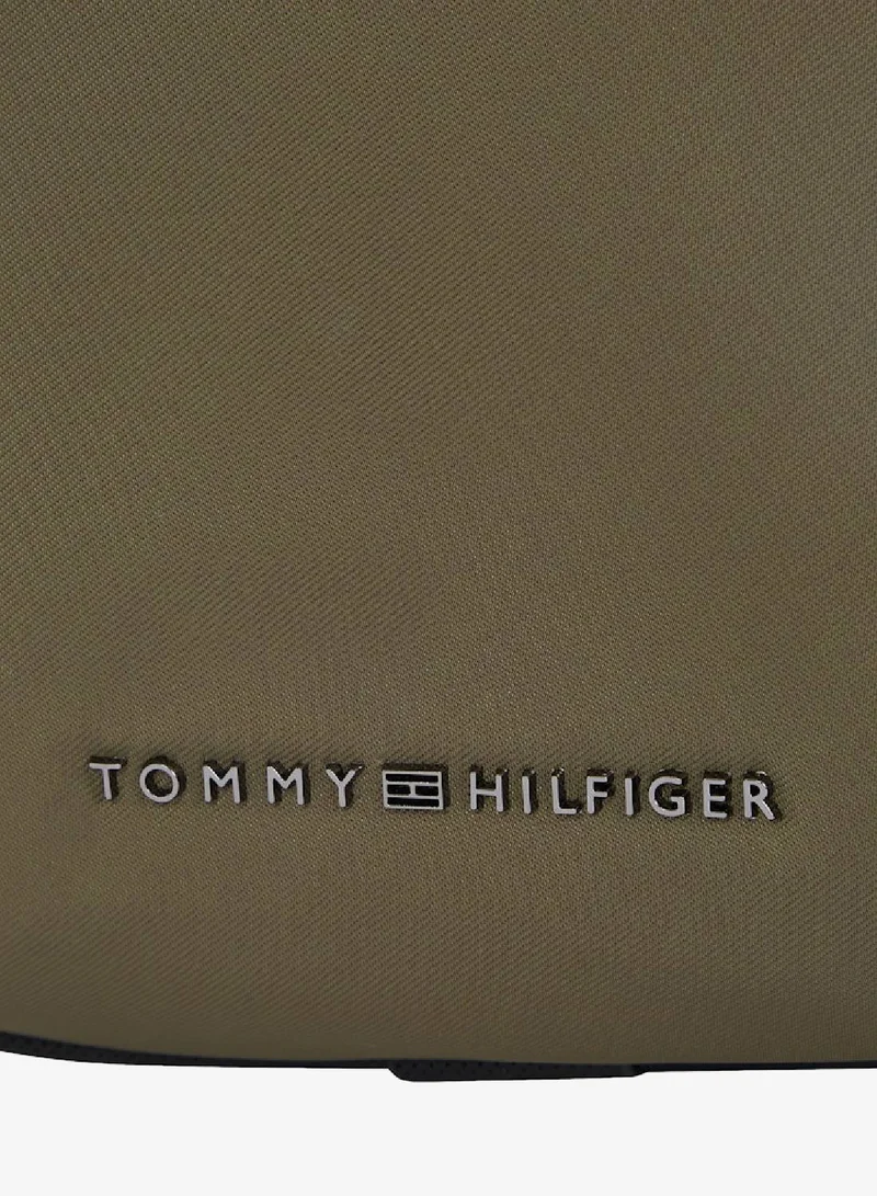 TOMMY HILFIGER Repreve Mini Reporter Bag