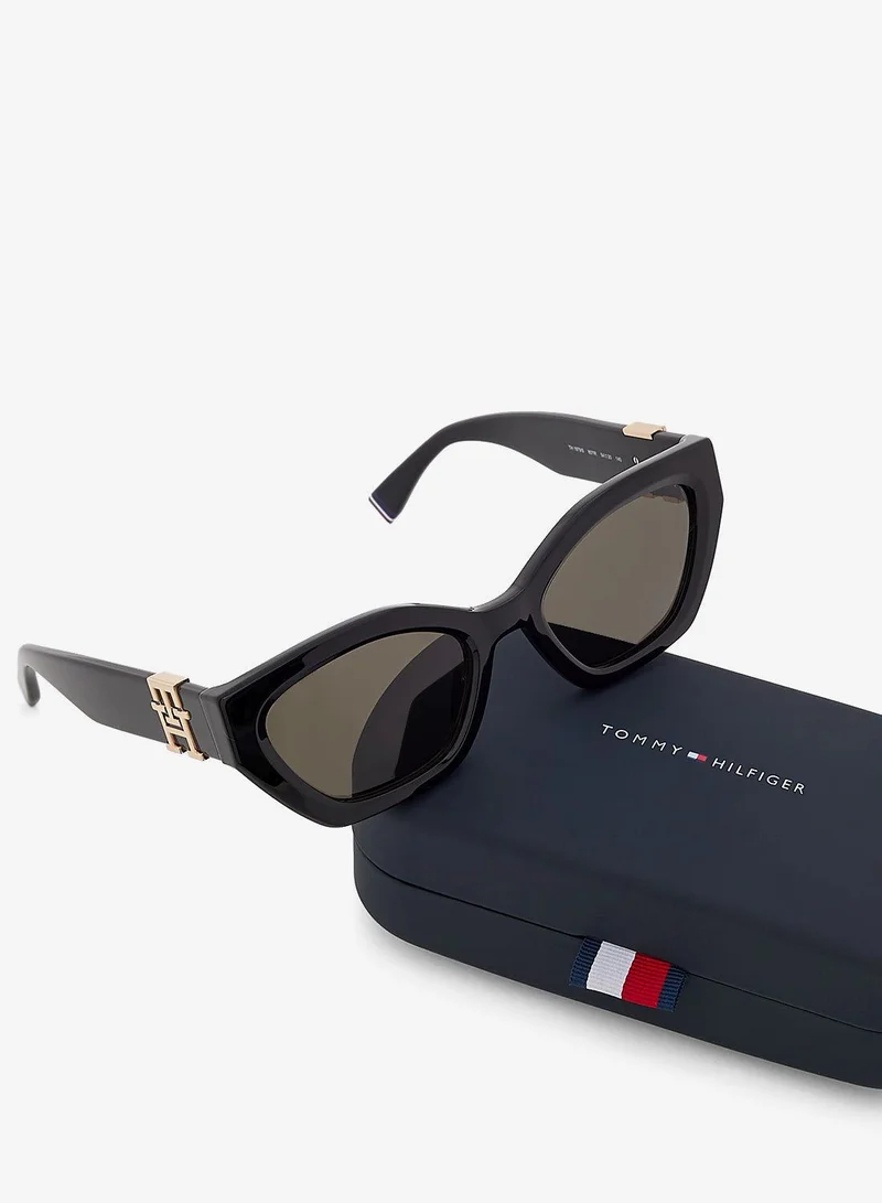 Tommy Hilfiger  Th 1979/S Wayfarers Sunglasses for Women | Best Price UAE