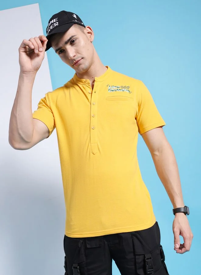 شركة المرآب الهندية Men Slim Fit Placement Embroidery Henley Tshirt