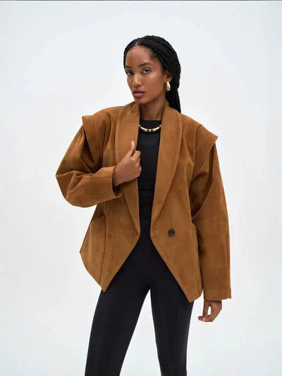 Mai Collection MAI STUDIOS Bronte Shoulder Detailed Blazer