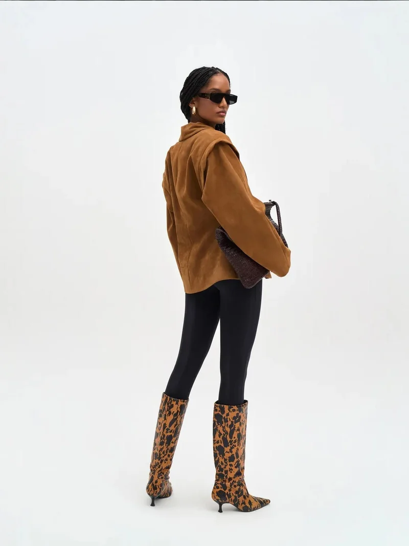 Mai Collection MAI STUDIOS Bronte Shoulder Detailed Blazer
