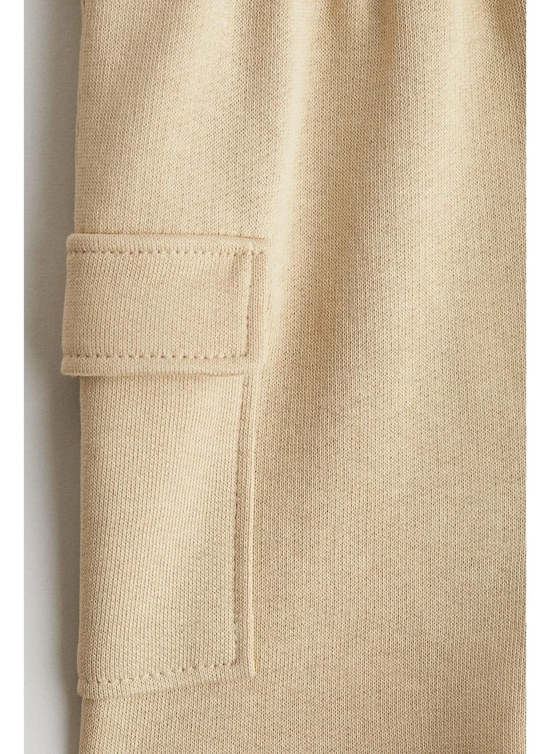 H&M Sweatshirt cargo shorts