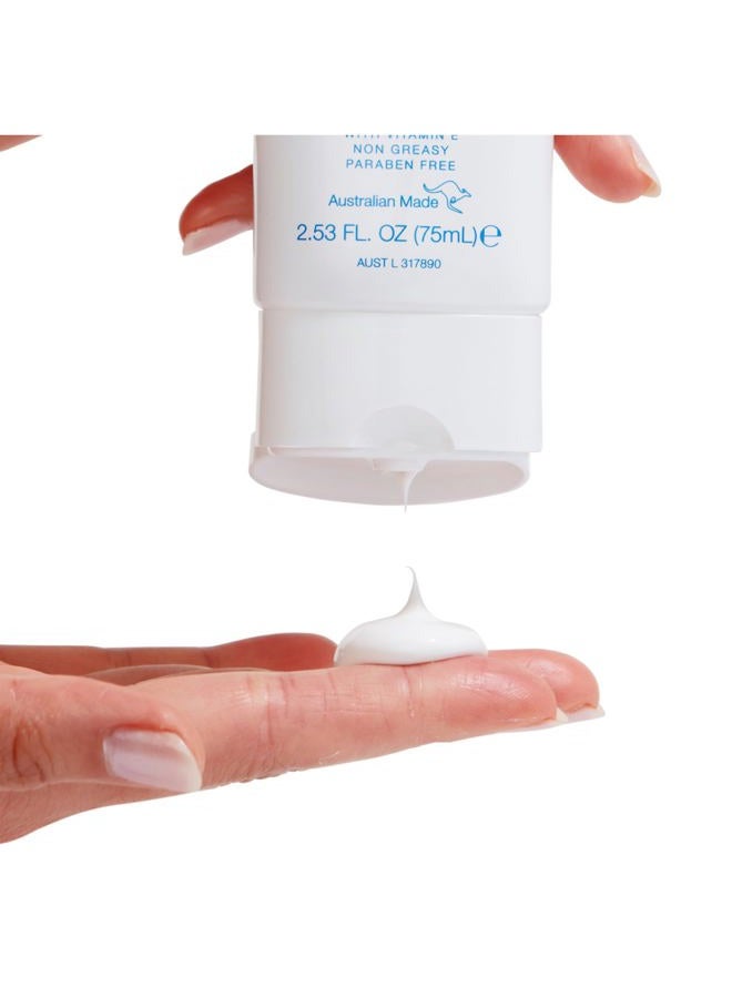 BONDI SANDS لوشن واقي من الشمس يومي خالي من العطور للوجه SPF 50 | حماية مرطبة من UVA + UVB، غير دهني، لطيف، مقاوم للماء | 2.53 أونصة/75 مل - Image 2