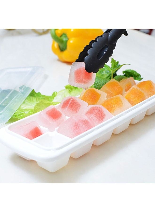 Ice cube tray with lid made of high-quality plastic, contains 12 cubes, ideal for cooling drinks and juices.