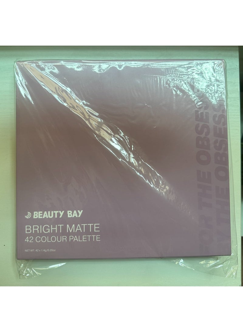 Beauty Bay Bright Matte 42 Colour Palette - Image 5