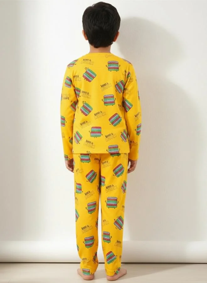 انثريلو طقم من بنطال بيجاما مع بلوزة بطبعة جرافيك