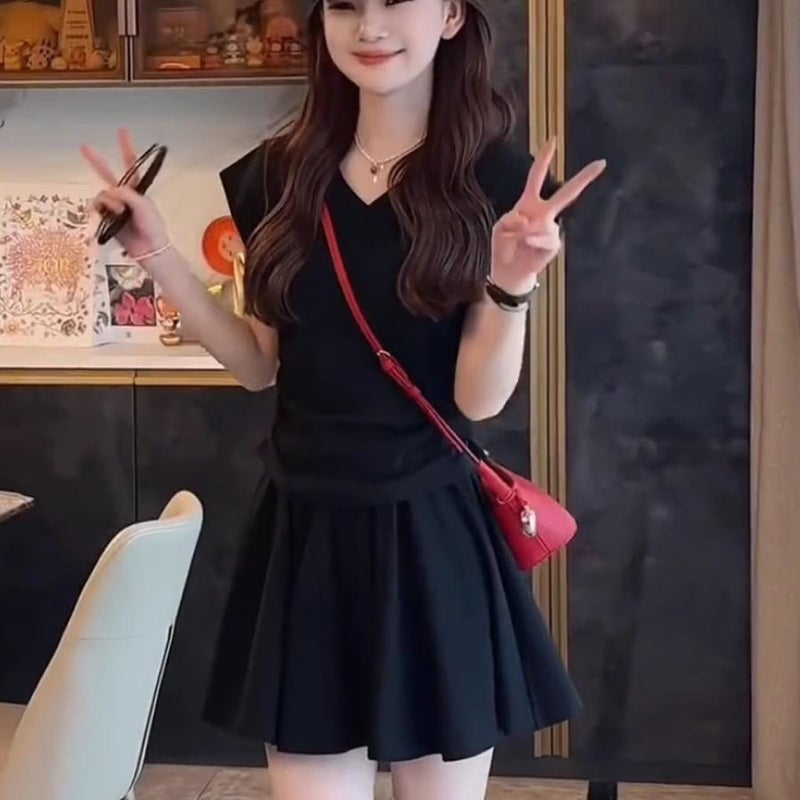 Women's Summer Casual V-Neck Top and Skirt Set - Image 4