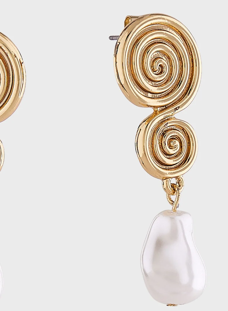 Rubi Mid Charm Earring