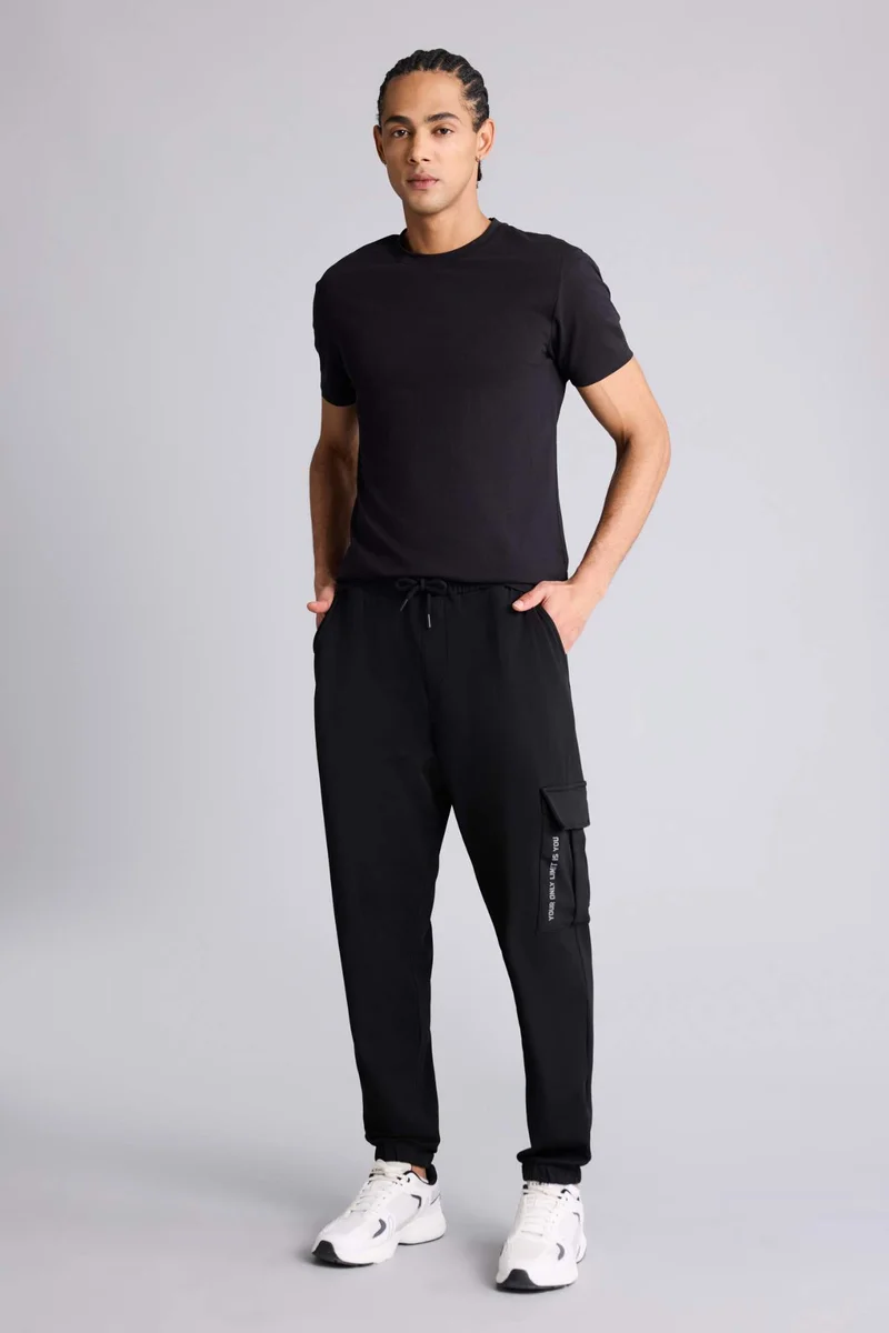 ديفاكتو Jogger