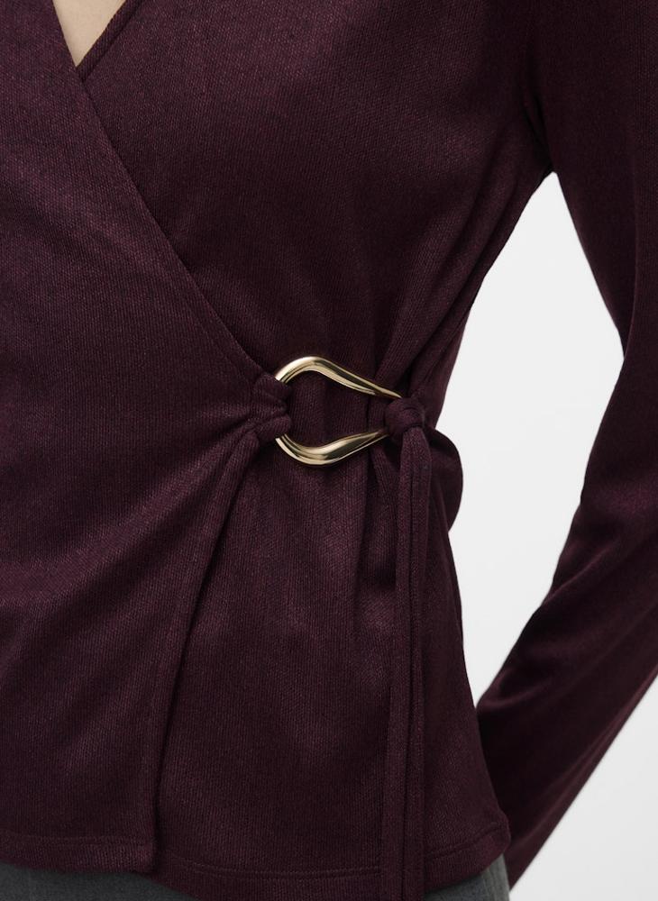 فيرو مودا بلوزة بياقة على شكل حرف  من فيملويزا - Image 3