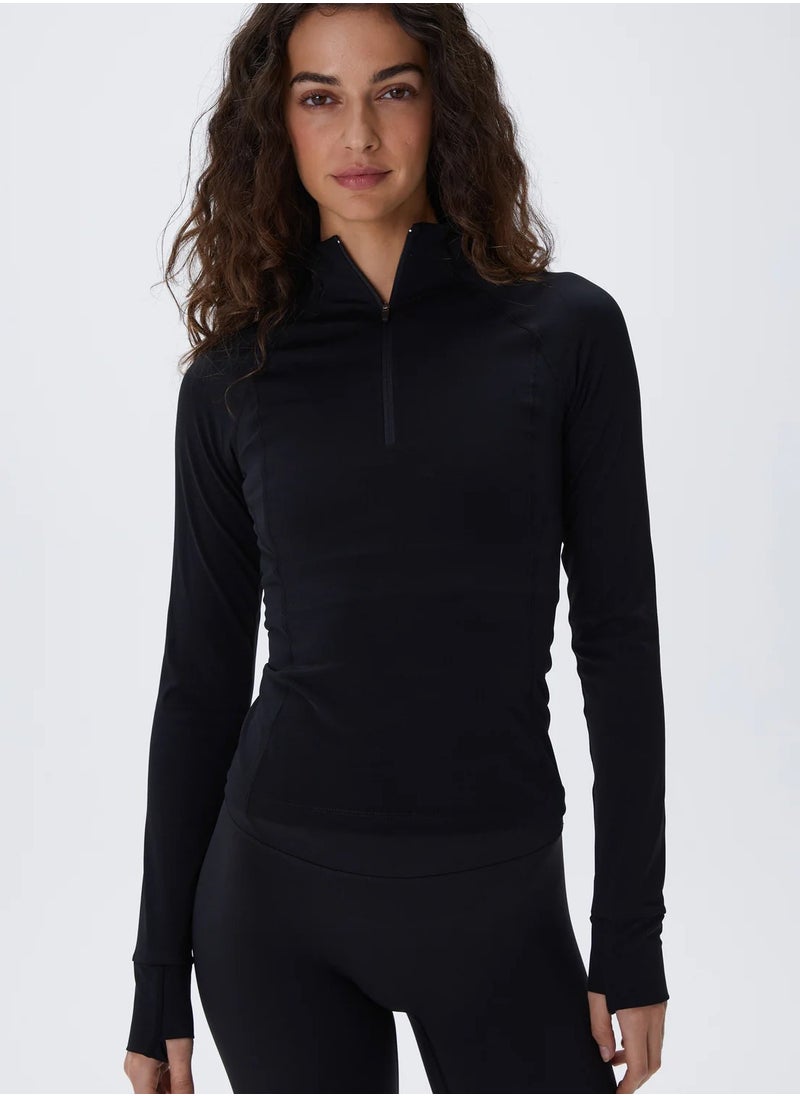 Vicino Vicino Women's Long Sleeve Short Zip Sweatshirt Perfect for Workouts.  - Image 1