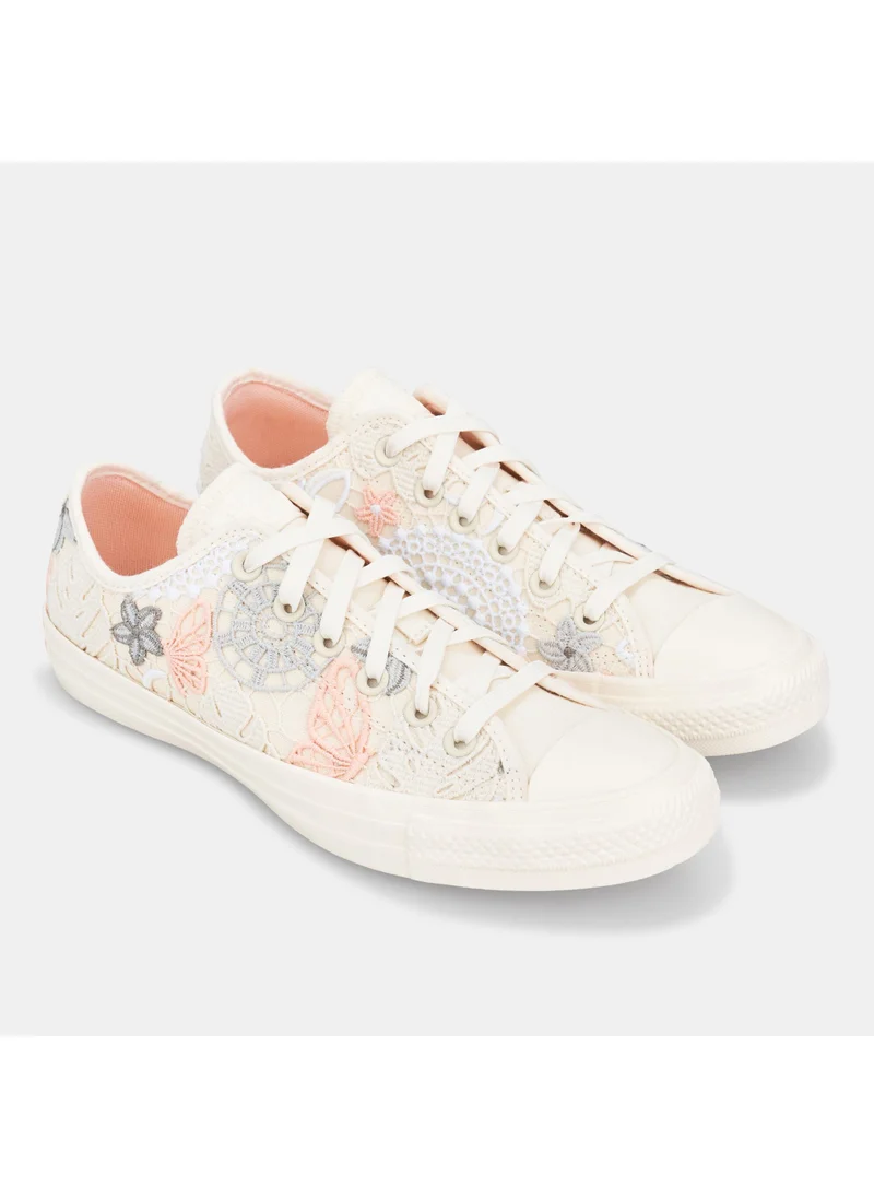 كونفرس Women's Chuck Taylor All Star Shoes