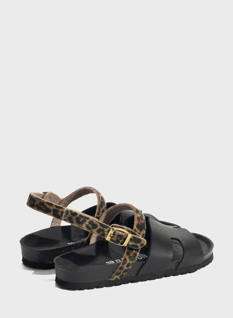 BAYTON Warhol Flat Sandals