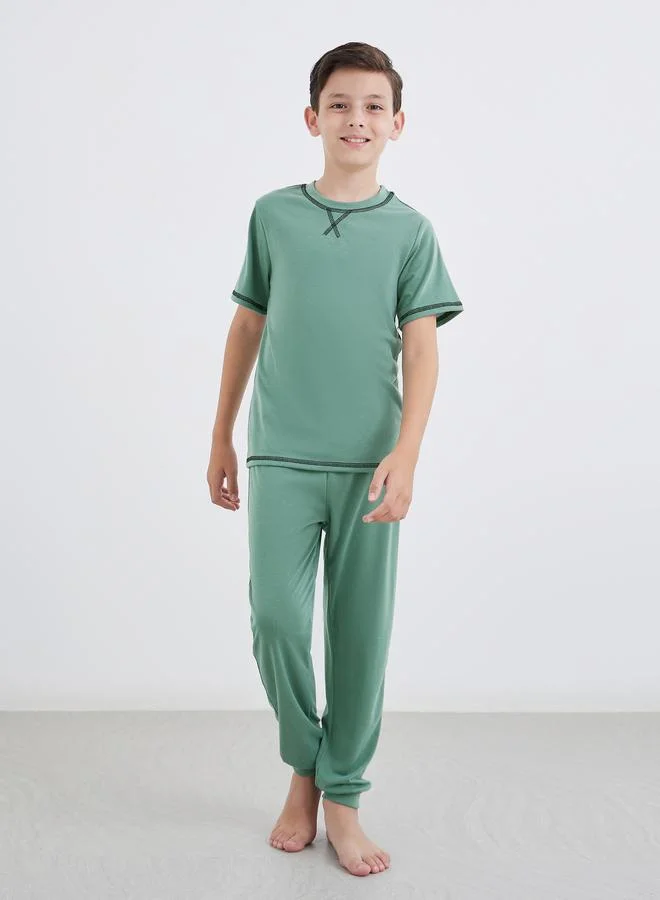 ستايلي Styli Boys Green Overlock Seam T-Shirt and Pyjama Set