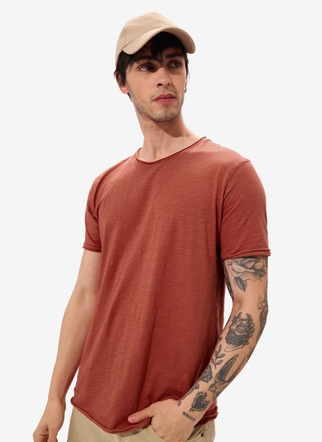 The Souled Store Men Regular Fit Solid Red T-Shirt