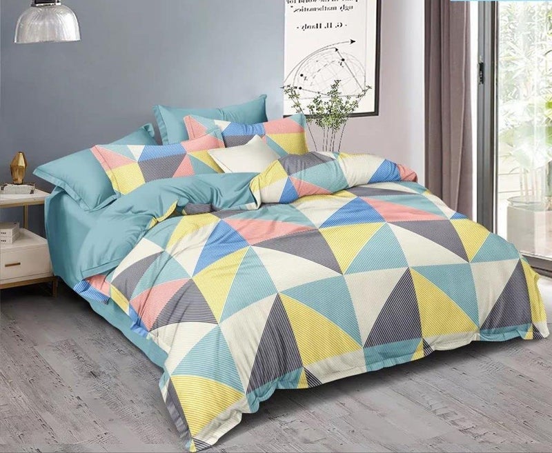 Sky Tex Green Color 300 TC Glace Cotton Triangles Printed Double Bed Comforter Set (1 Comforter, 1 Bed Sheet & 2 Pillow Covers)