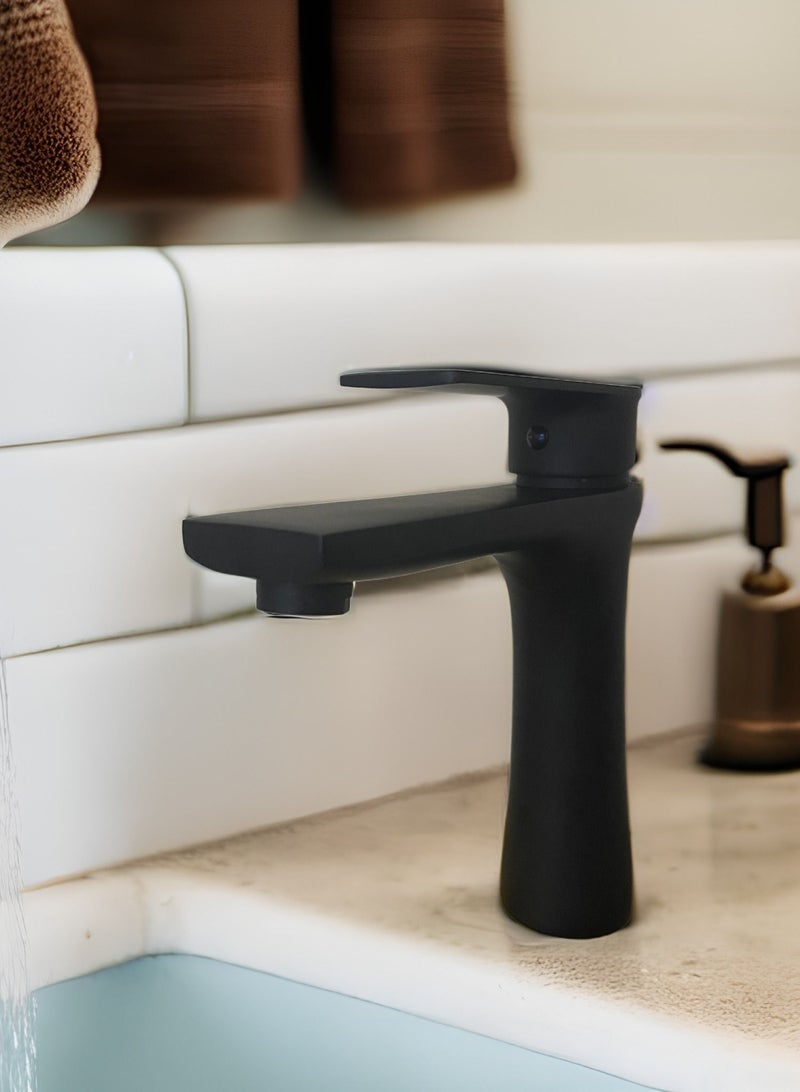 Hot and Cold Bathroom Sink Mixer Made of Zinc Alloy  Anti Rust  With 60 cm Water Hoses - Image 2