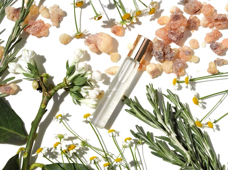 Aromatherapy Associates De-Stress Mind Rollerball. Premium Blend of Frankincense and Chamomile Essential Oils to Clear and Calm your Mind on the Go (0.34 fl oz) - Image 2