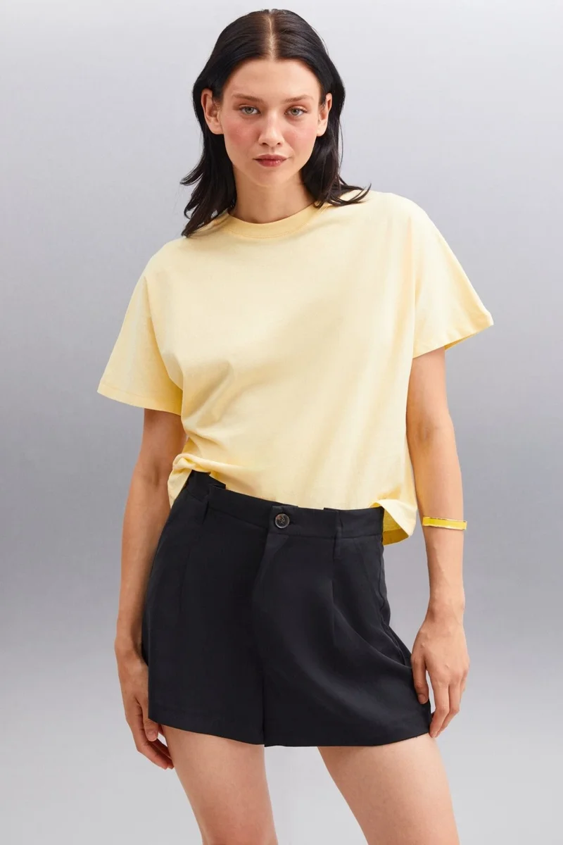 GRIMELANGE Lottie Women's 100% Organic Cotton Regular Fit Crew Neck Basic Short Sleeve Yellow T-shirt