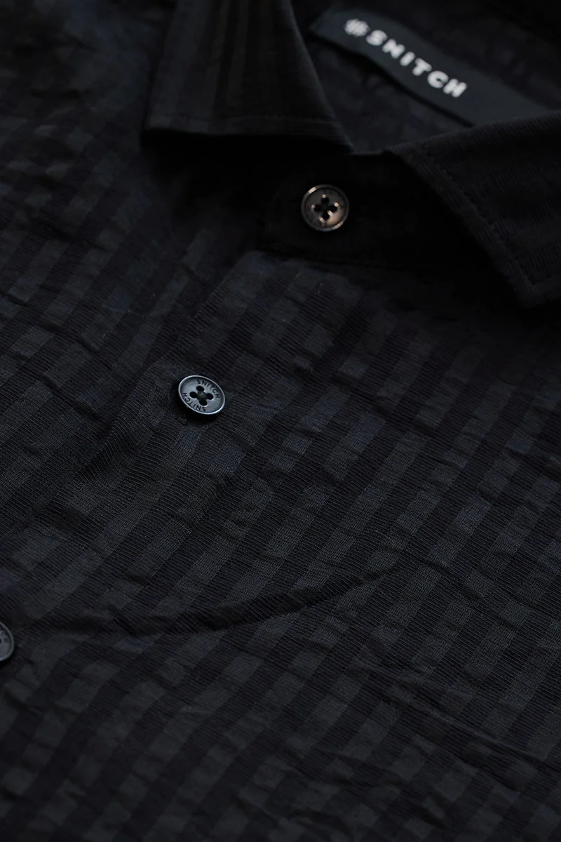 SNITCH قميص بقصة عادية بخطوط سوداء