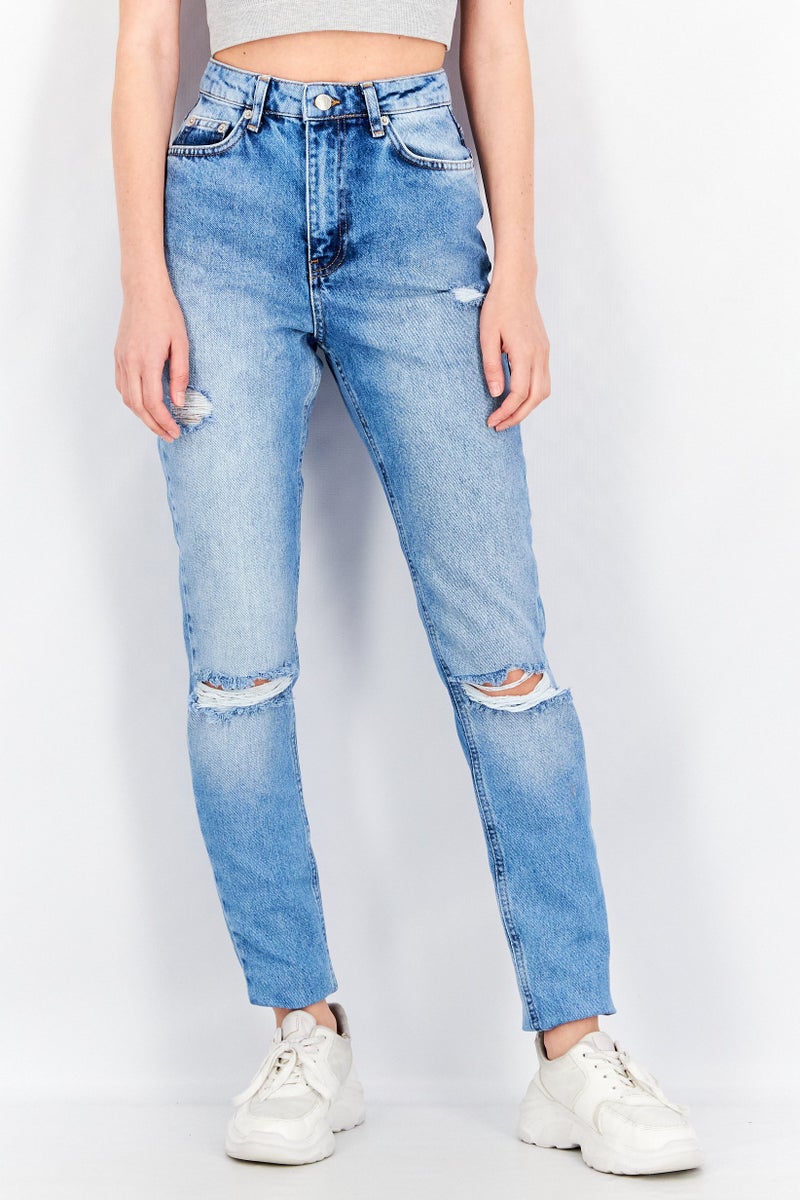 NA-KD جينز دنيم مغسول مستقيم من أنيكا تيلر × NA-KD للنساء، أزرق - Image 1