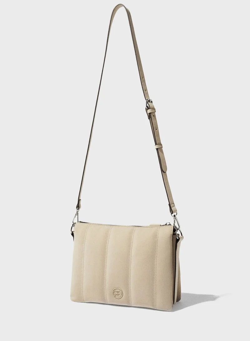 PARFOIS Chain Detailed Crossbody Bag
