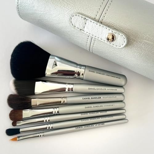 Daniel Sandler LARGE POWDER BRUSH Setting Powder Flawless Buffing Blending Sculpting Use with Cream Loose Pressed Powder Blush Liquid and Mineral Foundation 14cm Compact Makeup Brush - Image 3