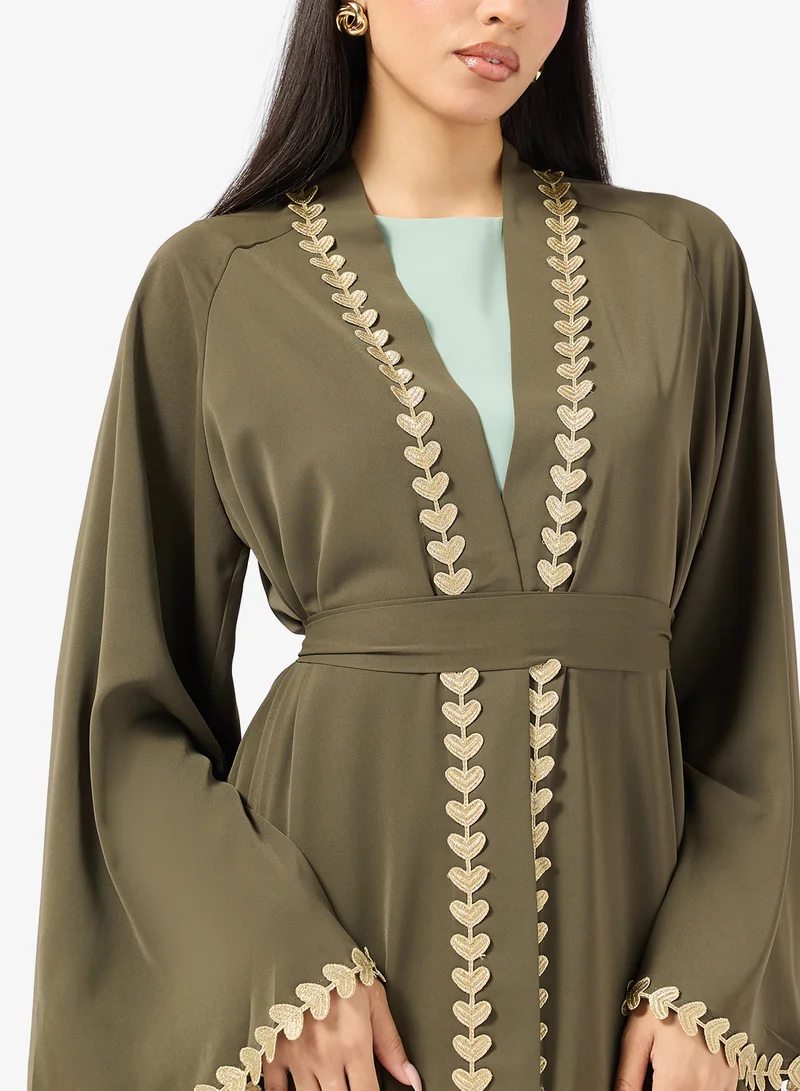 Khizana  Abaya With Contrast Piping for Women | Best Price UAE