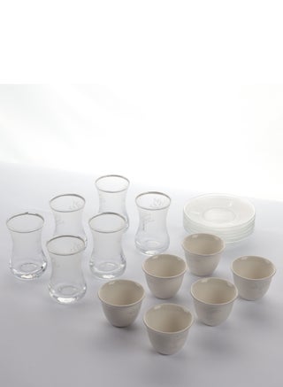 white, transparent, white pattern